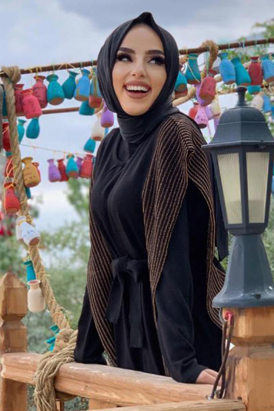 Tesettür giyim SİYAH SİMLİ TRİKO ELBİSELİ TAKIM 30222 