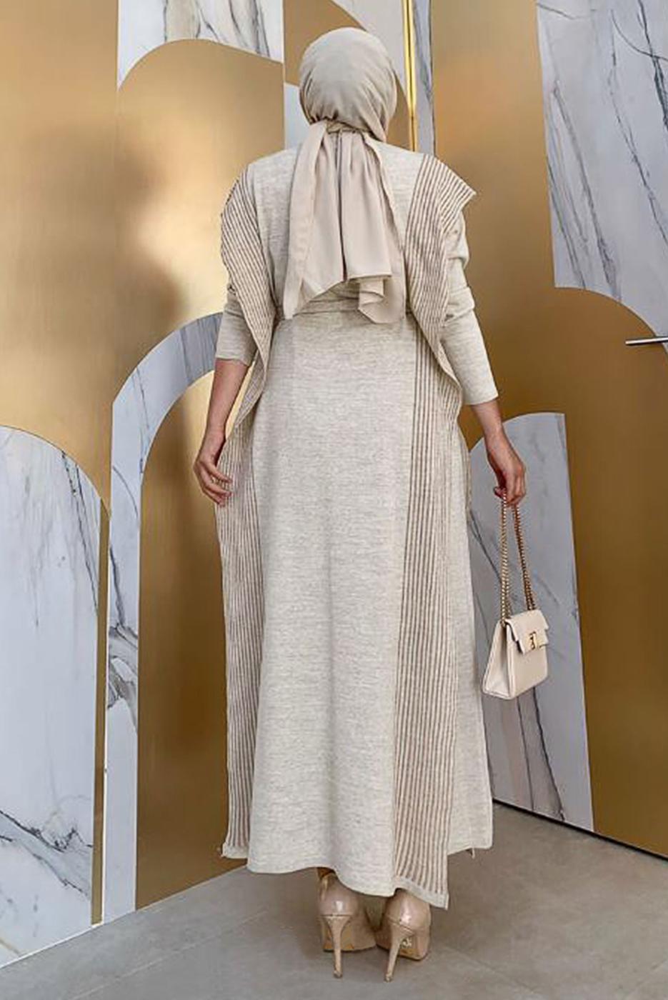 Tesettür giyim BEJ SİMLİ TRİKO ELBİSELİ TAKIM 30222 