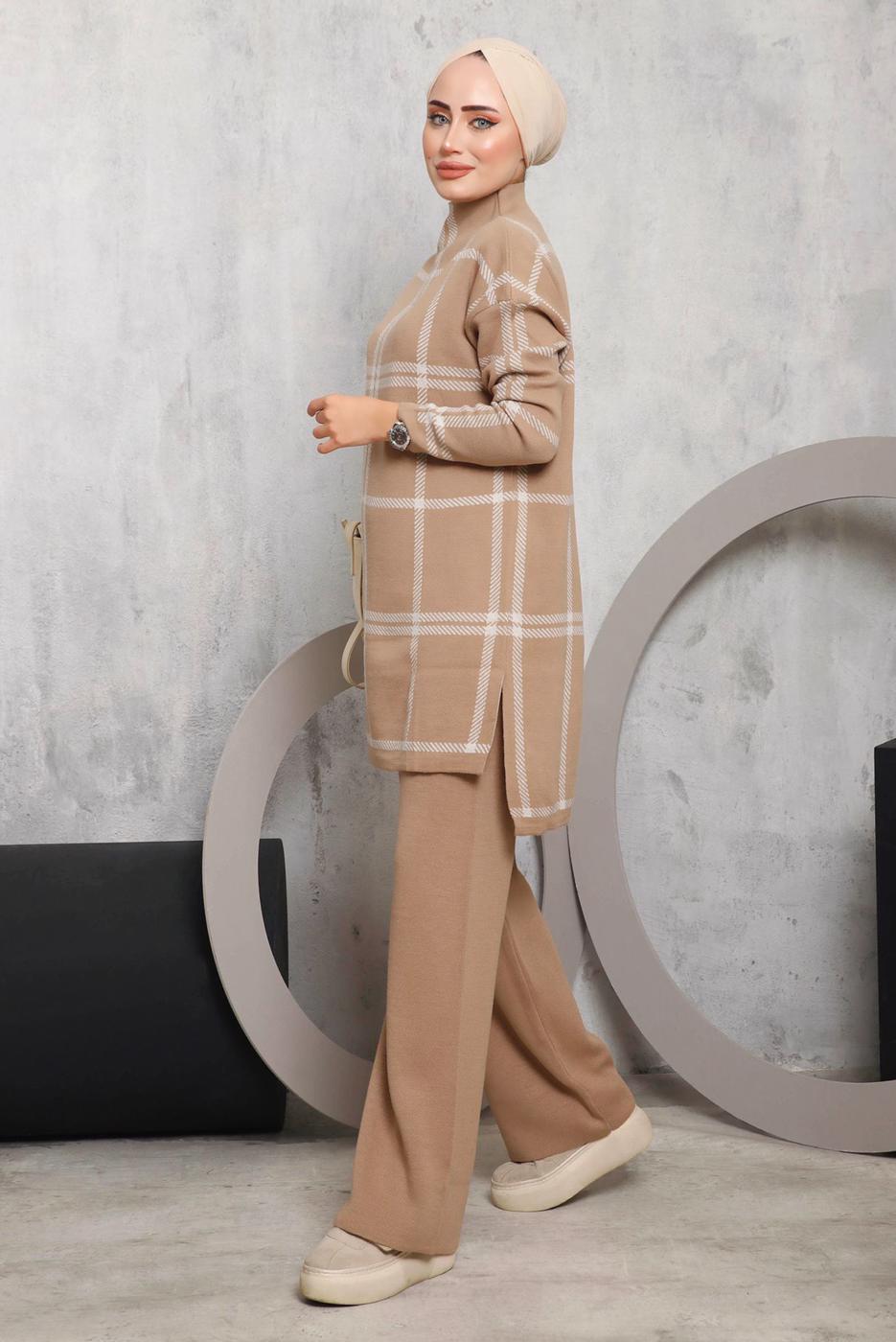 Tesettür giyim TABA EKOSE PANTOLONLU TRİKO TAKIM 0292