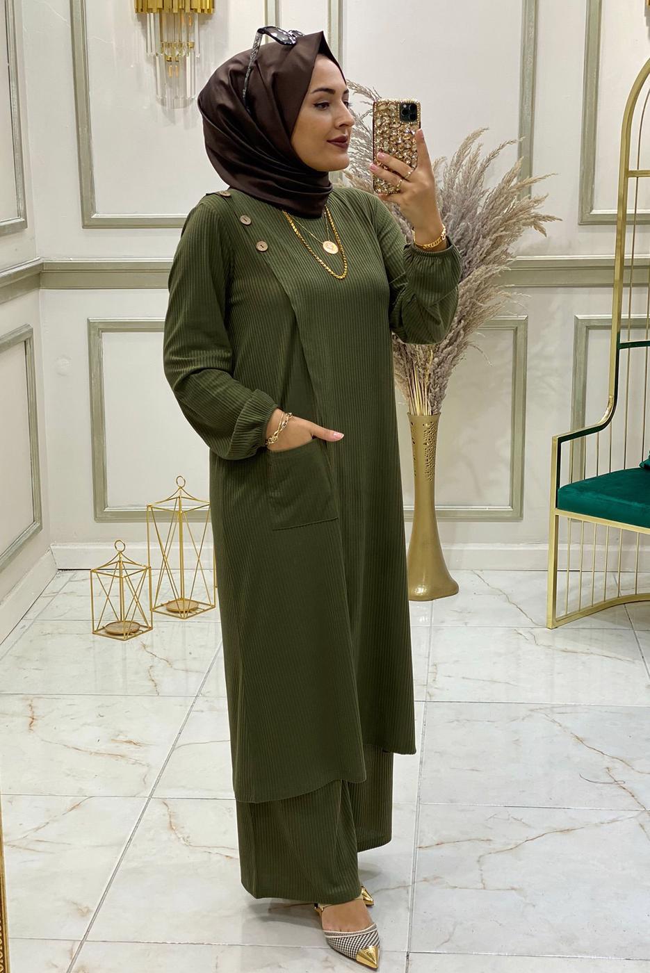Tesettür giyim YEŞİL DÜĞME DETAYLI CEPLİ PANTOLONLU TAKIM 1038 