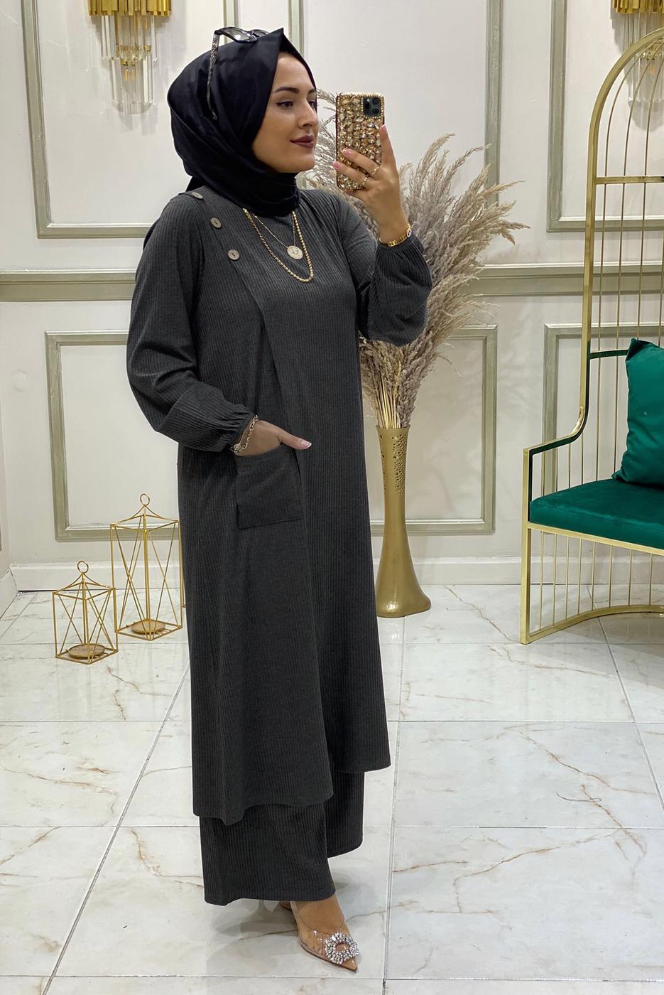 Tesettür giyim GRİ DÜĞME DETAYLI CEPLİ PANTOLONLU TAKIM 1038 