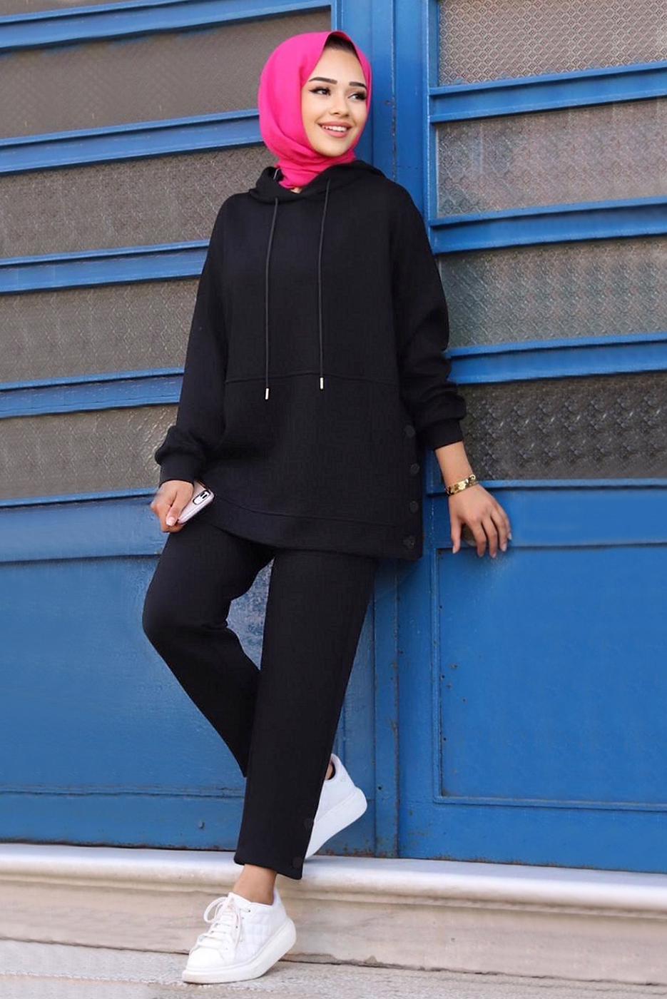 Tesettür giyim SİYAH KAPÜŞONLU PANTOLONLU TAKIM 1358 