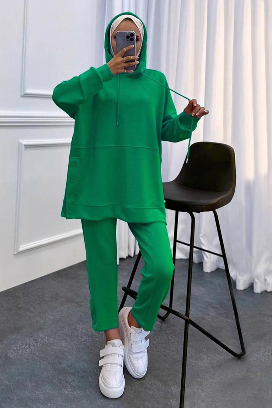 Tesettür giyim YEŞİL KAPÜŞONLU PANTOLONLU TAKIM 1358 