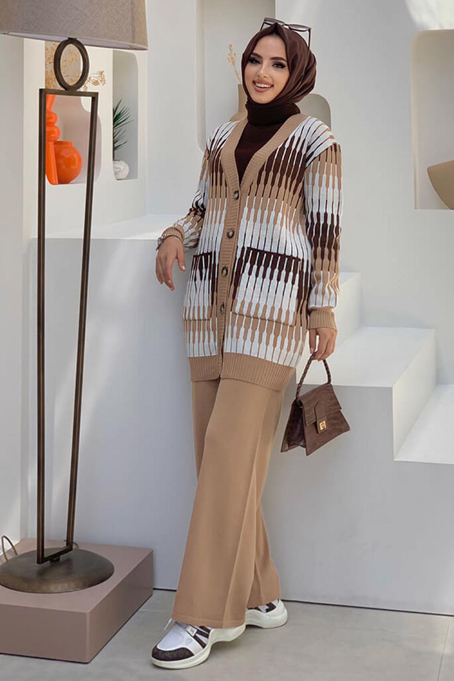 Tesettür giyim TABA DESENLİ CEKETLİ PANTOLONLU TRİKO TAKIM 14112 