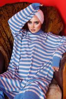 Vêtements hijab BLEU MARINE ENSEMBLE PANTALON EN MAILLE RAYÉE 1992