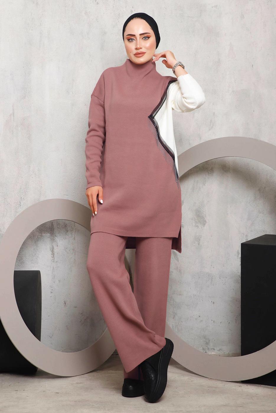 Tesettür giyim PUDRA PÜSKÜL DETAYLI PANTOLONLU TRİKO TAKIM 2292