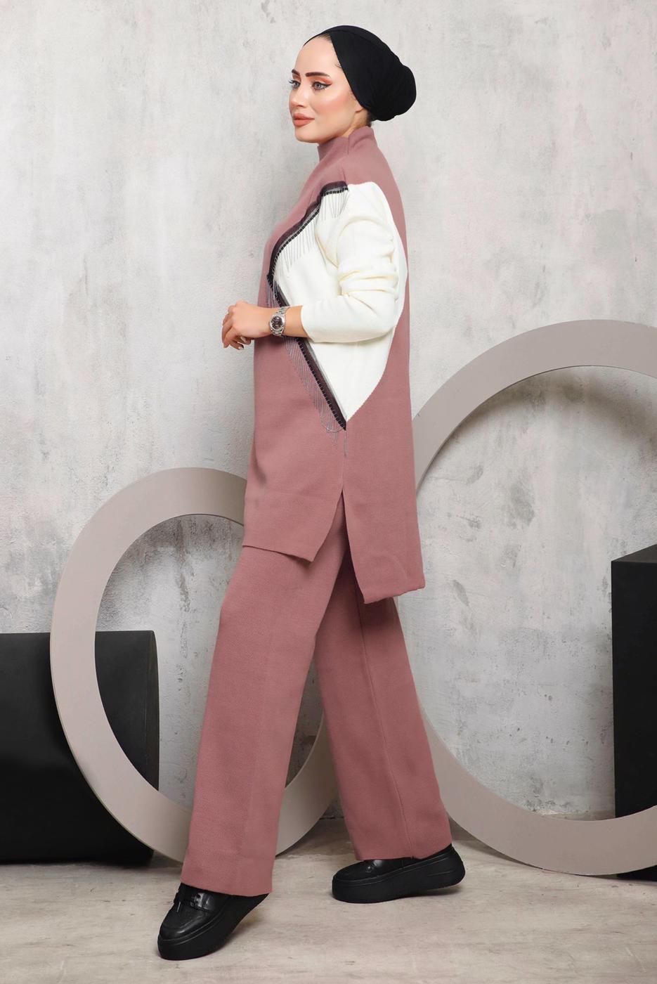 Tesettür giyim PUDRA PÜSKÜL DETAYLI PANTOLONLU TRİKO TAKIM 2292