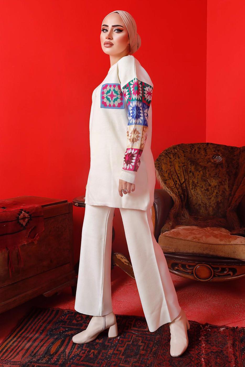 Tesettür giyim EKRU DESENLİ PANTOLONLU TRİKO TAKIM 2992	