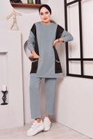 Tesettür giyim GRİ CEPLERİ ZİNCİR DETAYLI İKİLİ PANTOLONLU TAKIM 3182 