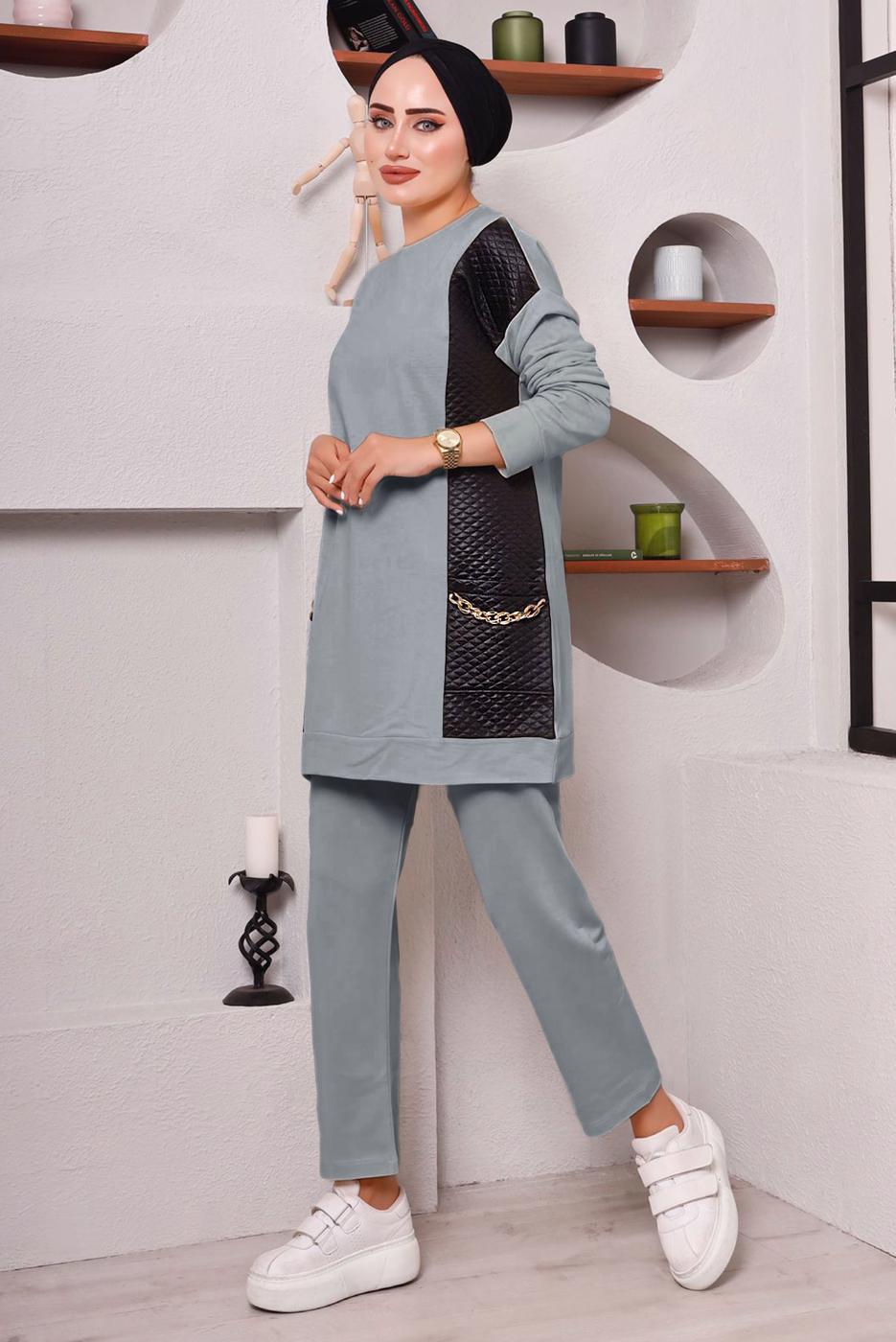 Tesettür giyim GRİ CEPLERİ ZİNCİR DETAYLI İKİLİ PANTOLONLU TAKIM 3182 