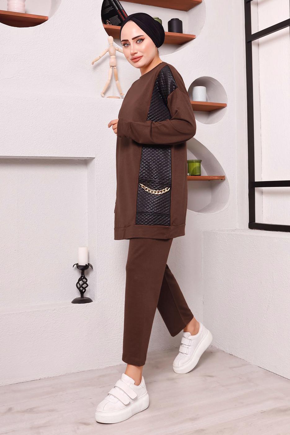 Tesettür giyim KAHVE CEPLERİ ZİNCİR DETAYLI İKİLİ PANTOLONLU TAKIM 3182 