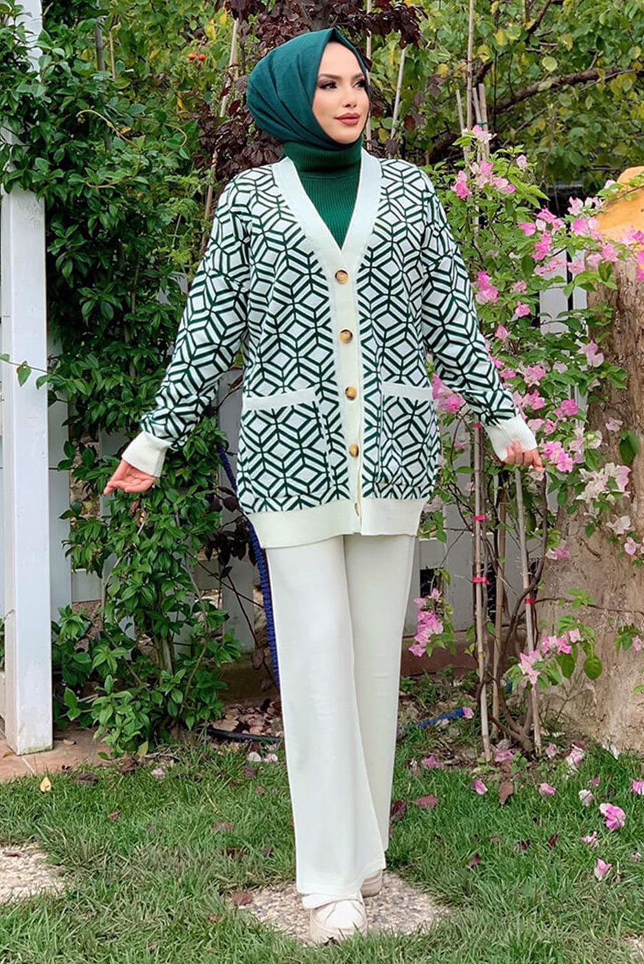 Tesettür giyim EKRU DESENLİ CEKETLİ PANTOLONLU TRİKO TAKIM 32112	