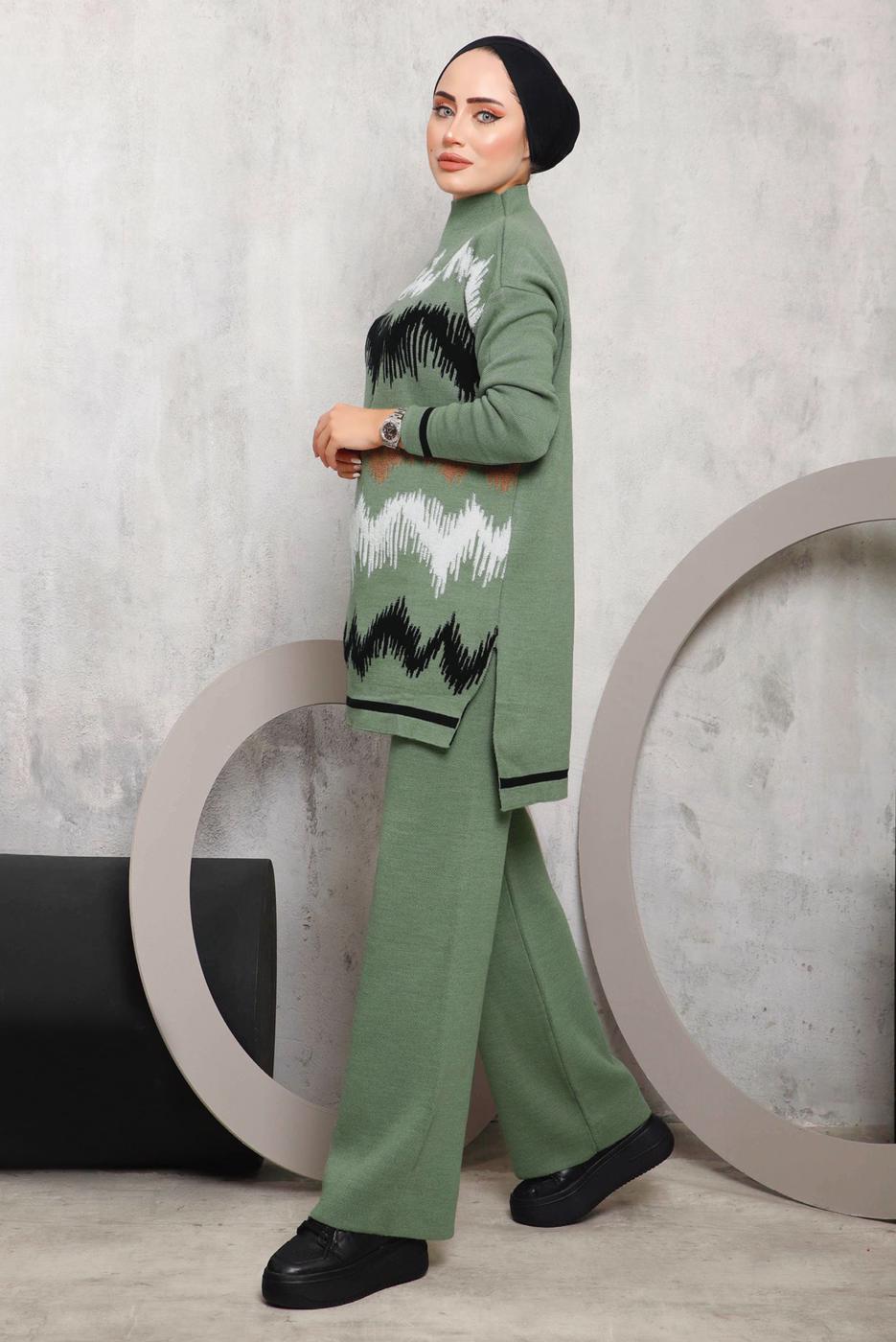 Tesettür giyim YEŞİL ZİKZAK DESENLİ TRİKO TAKIM 3292