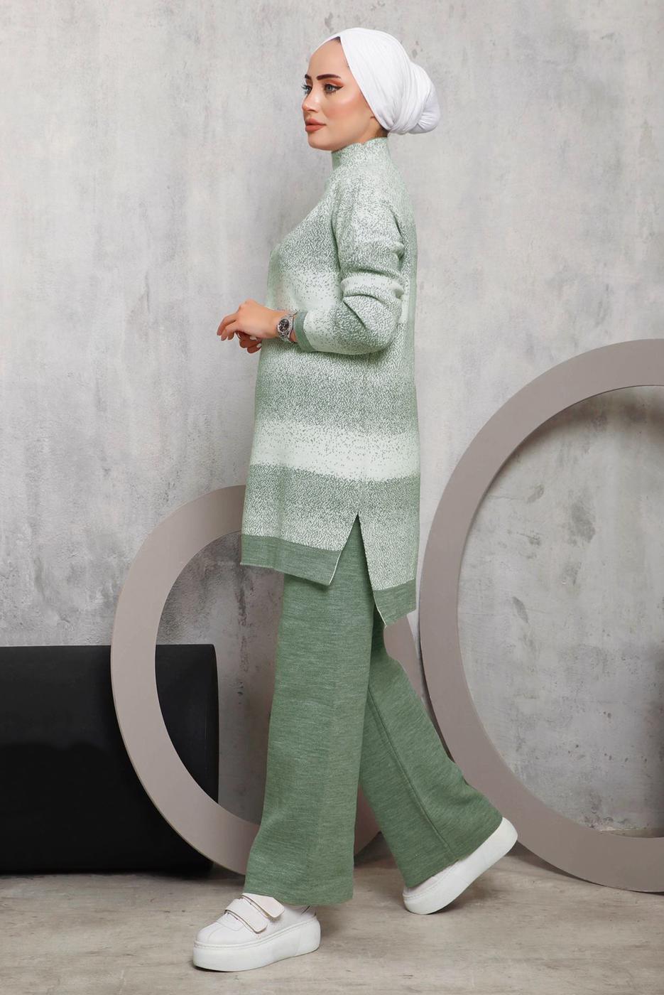 Tesettür giyim YEŞİL DESENLİ PANTOLONLU TRİKO TAKIM 4292