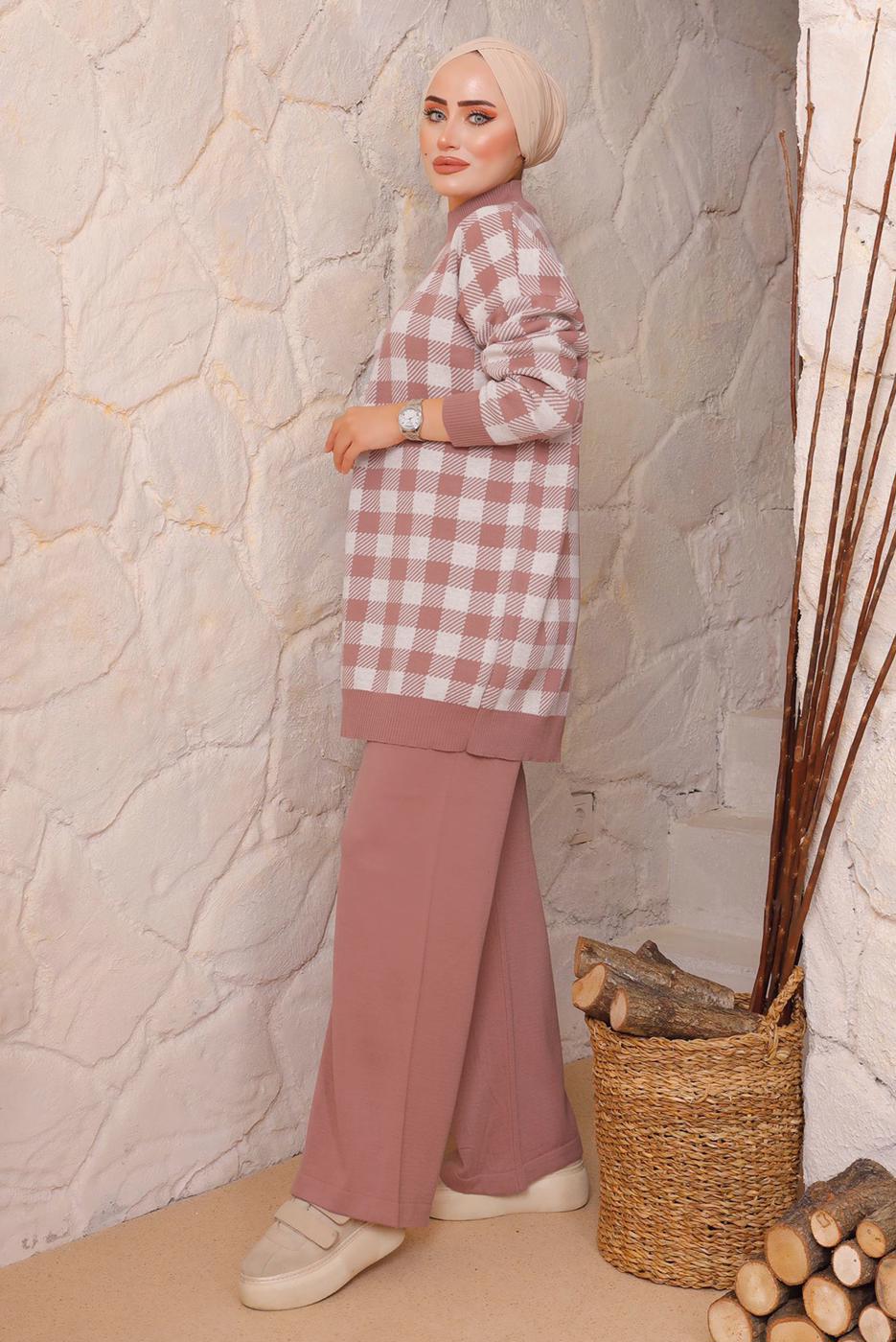 Tesettür giyim PUDRA KARE DESENLİ PANTOLONLU TRİKO TAKIM 5692 