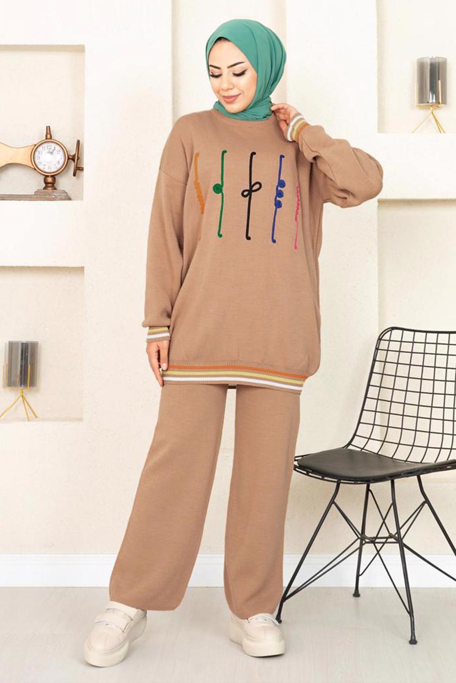 Tesettür giyim KAHVE DESENLİ RİBANALI TRİKO PANTOLONLU TAKIM 6922