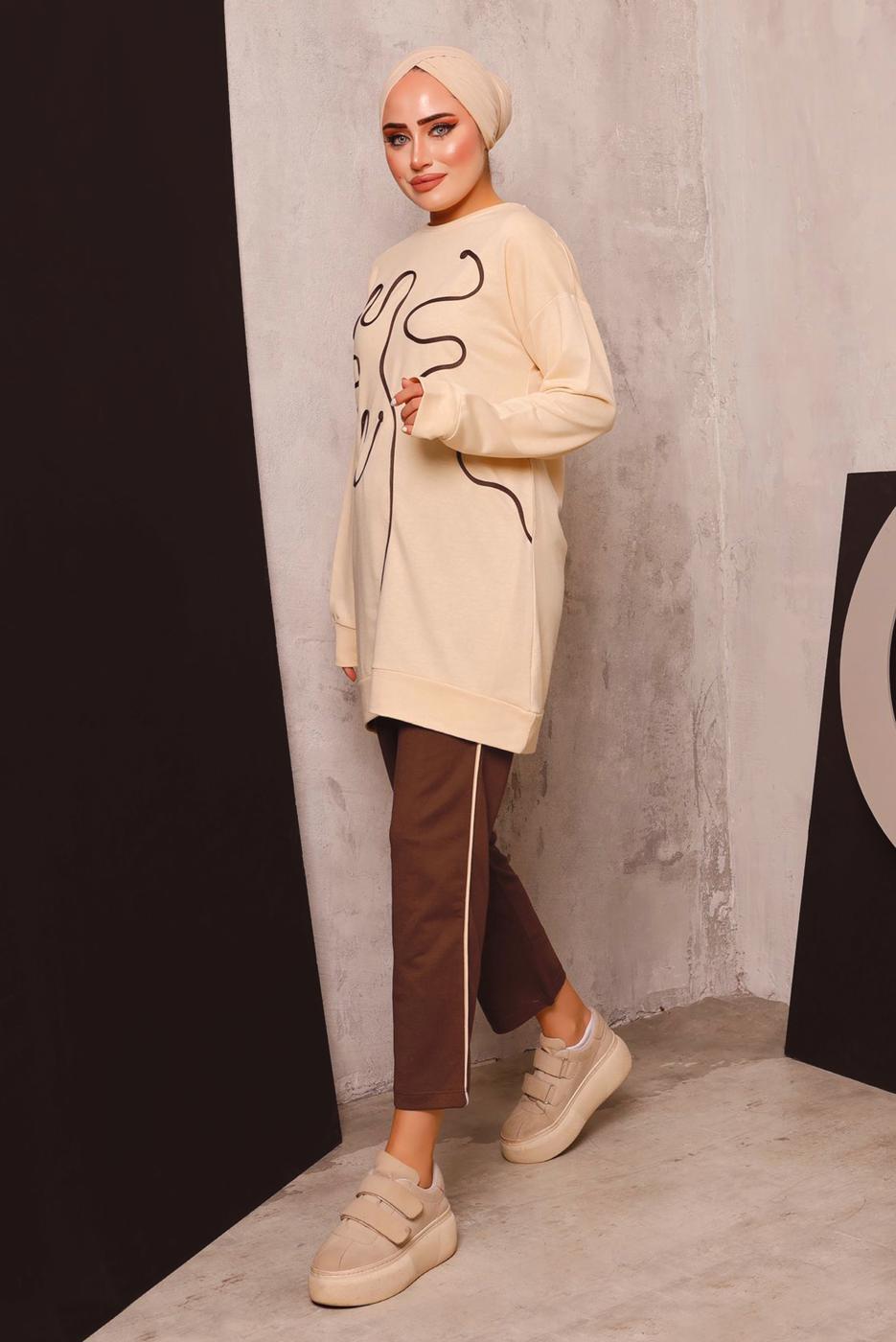 Tesettür giyim BEJ DESENLİ İKİLİ PANTOLONLU EŞOFMAN TAKIM 7182 