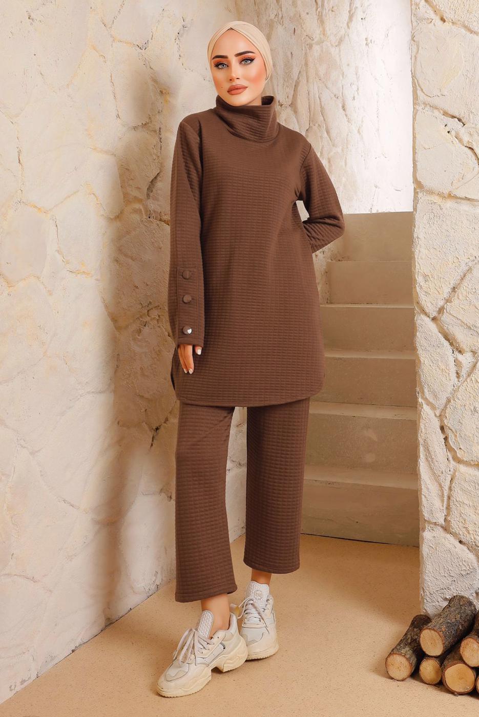 Tesettür giyim KAHVE MANŞETLERİ DÜĞMELİ PANTOLONLU TAKIM 7382 