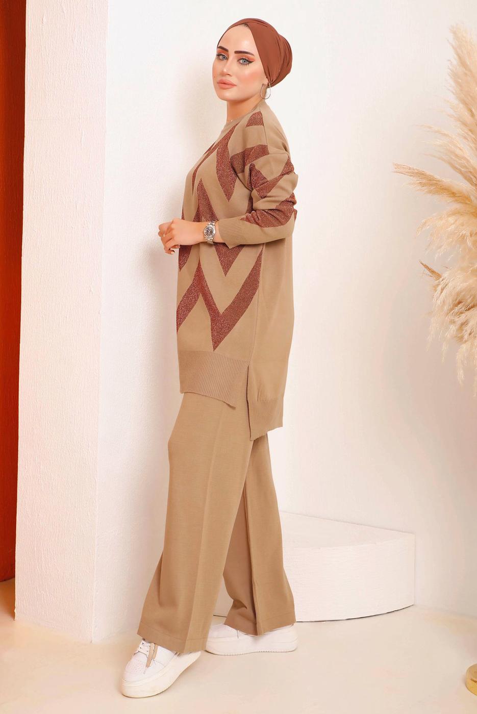 Tesettür giyim TABA ZİKZAK DESENLİ TRİKO TAKIM 7592	