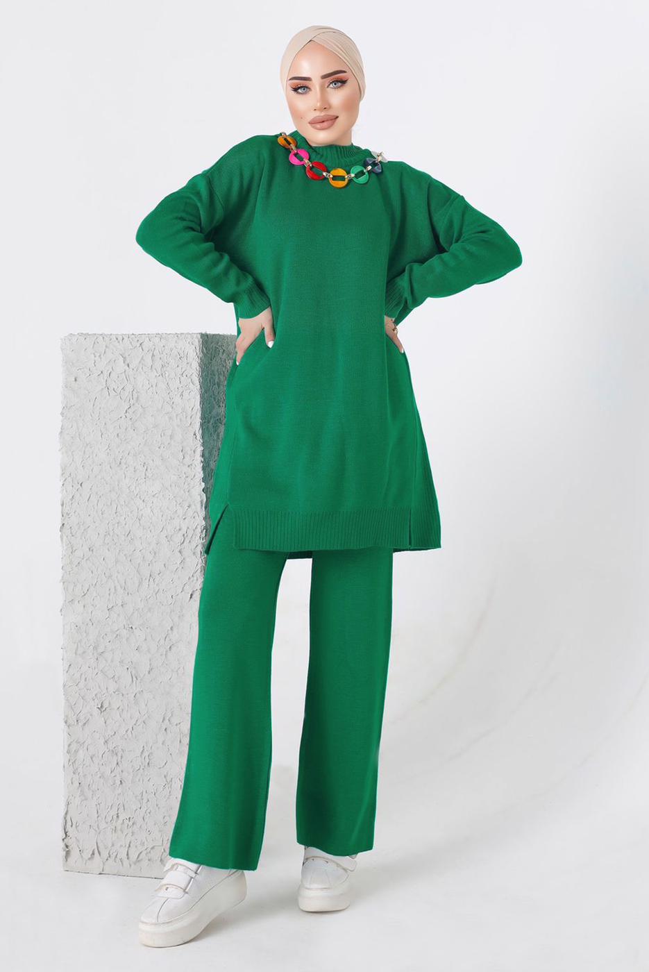 Tesettür giyim YEŞİL ZİNCİR DETAYLI PANTOLONLU TRİKO TAKIM 8592-1