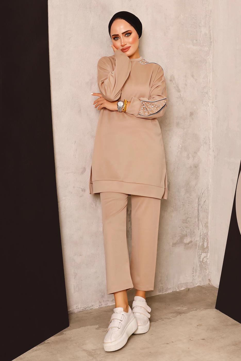 Hijab clothing BROWN TRACKSUIT SET WITH PEARL DETAIL T 8672