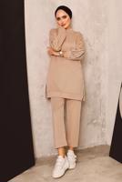 Hijab clothing BROWN TRACKSUIT SET WITH PEARL DETAIL T 8672