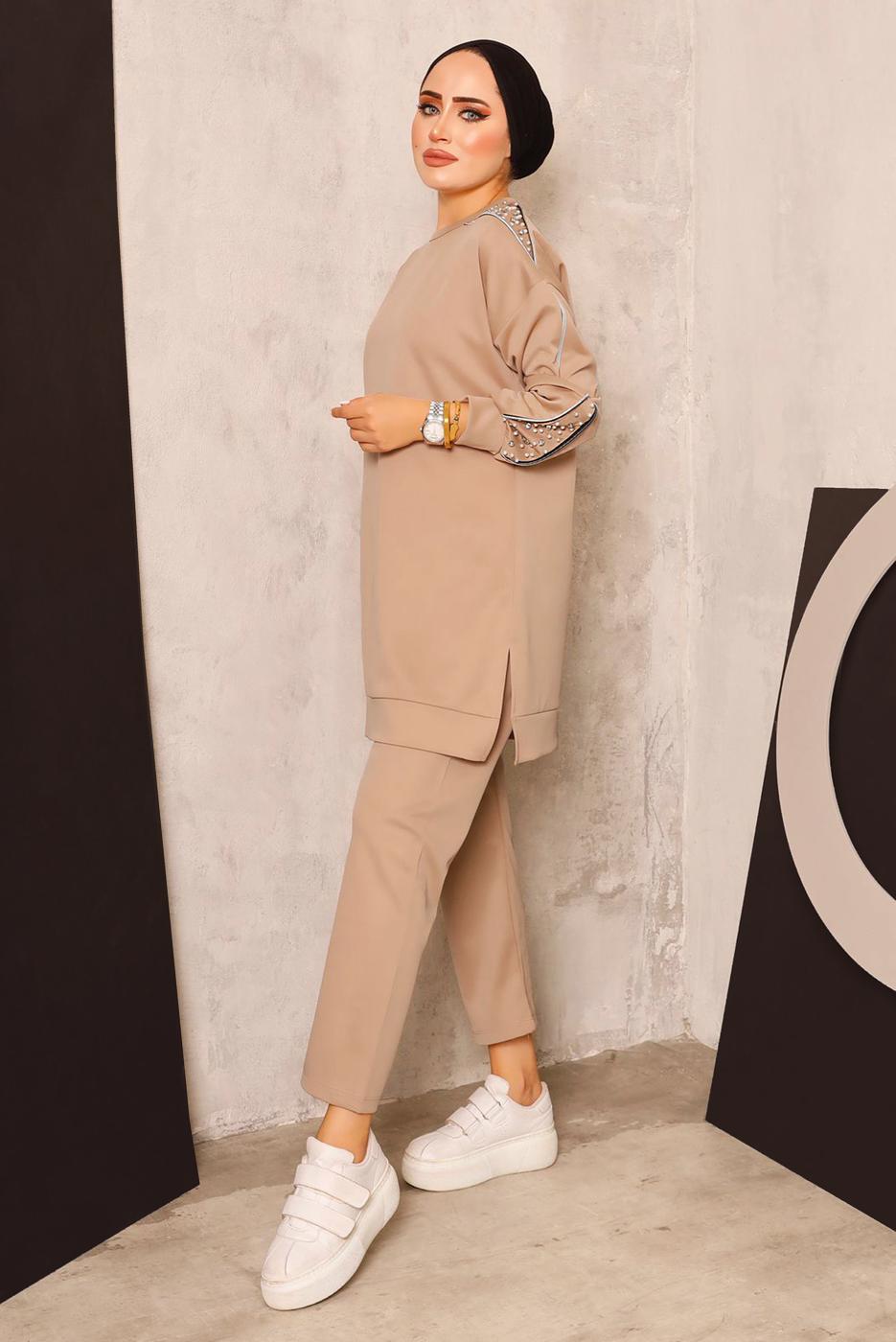 Hijab clothing BROWN TRACKSUIT SET WITH PEARL DETAIL T 8672