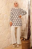 Tesettür giyim EKRU BAKLAVA DESENLİ TRİKO TAKIM 8692 