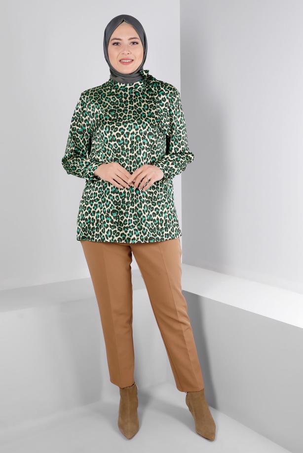 Hijab clothing GREEN ALVINA LEOPARD PATTERN SATIN TUNIC T 20308 - TRENDTESETTÜR