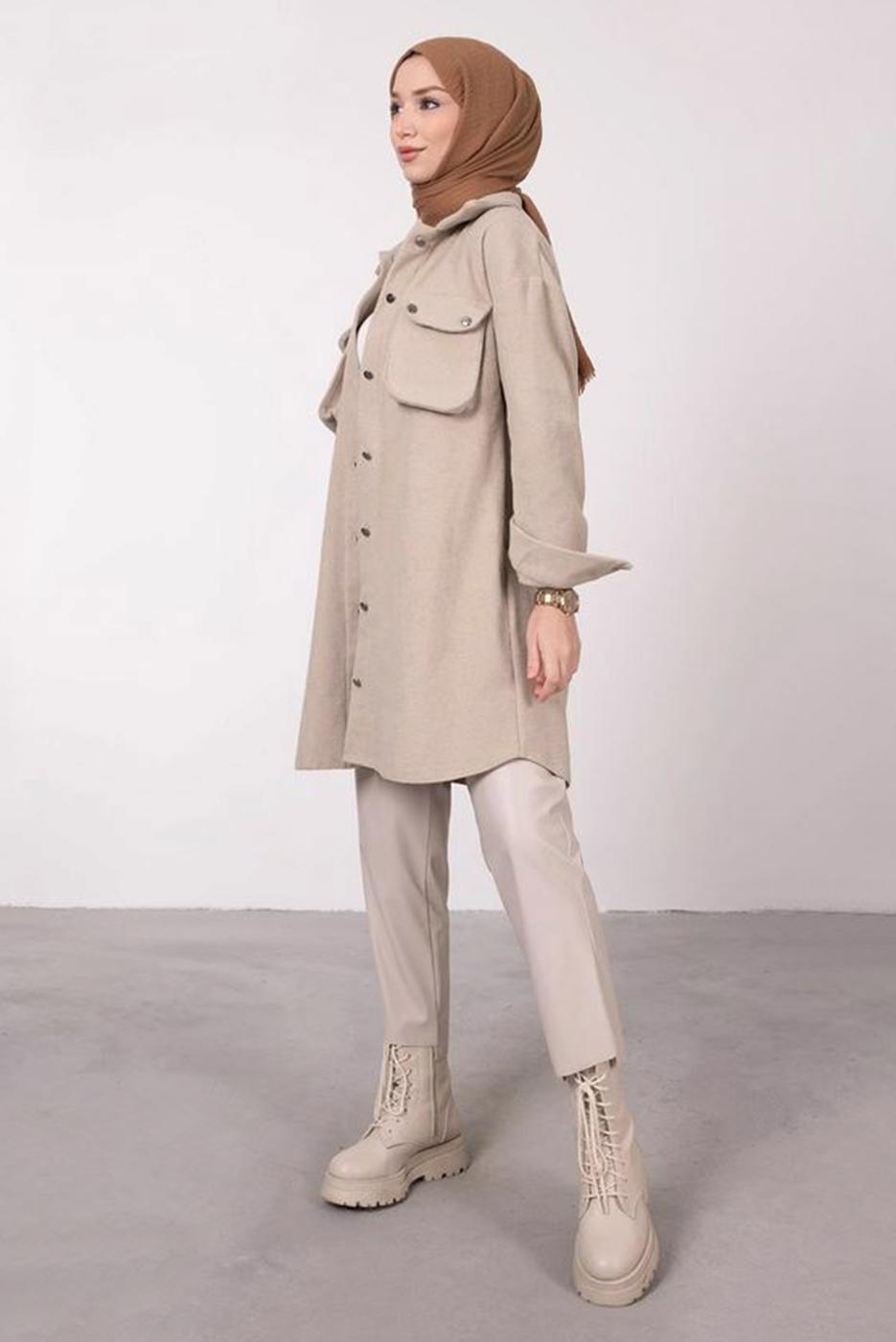 Tesettür giyim BEJ DÜĞMELİ CEPLİ TUNİK 2385 