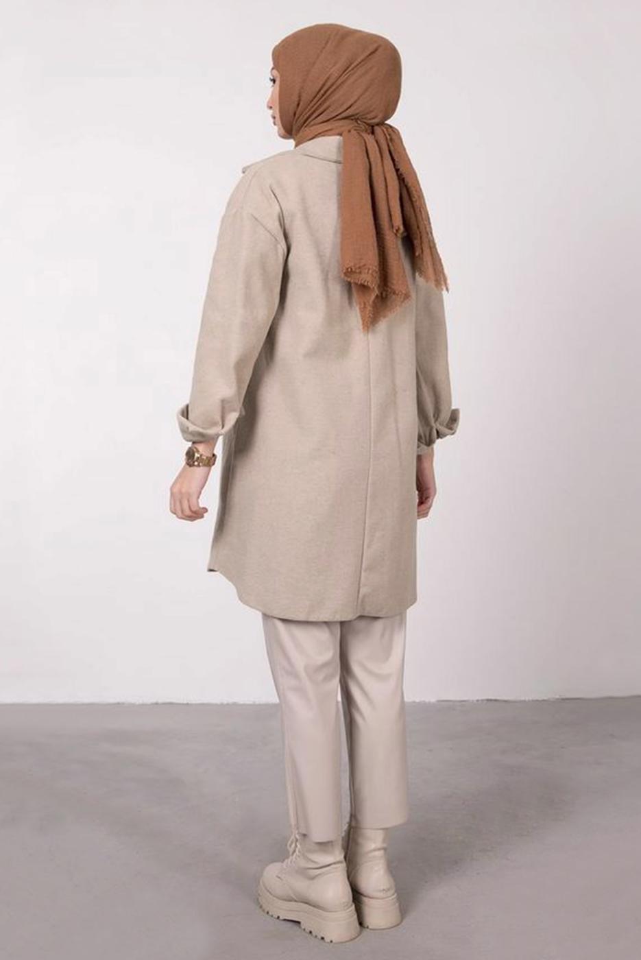 Tesettür giyim BEJ DÜĞMELİ CEPLİ TUNİK 2385 