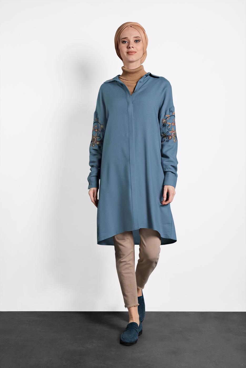 Tesettür giyim LACİVERT ALVİNA NAKIŞ DETAYLI TUNİK 40238 