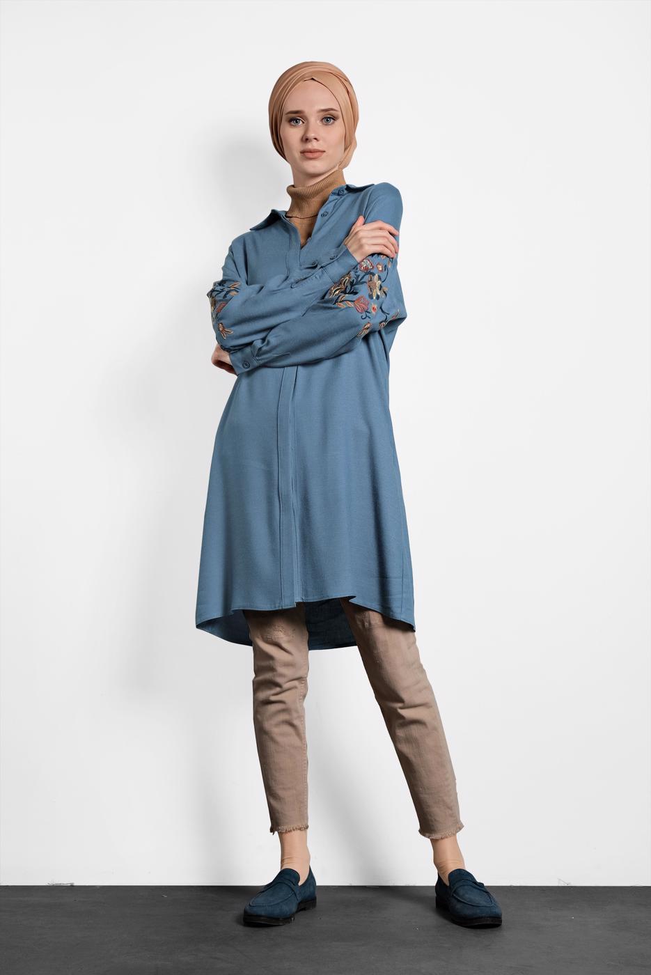 Tesettür giyim LACİVERT ALVİNA NAKIŞ DETAYLI TUNİK 40238 