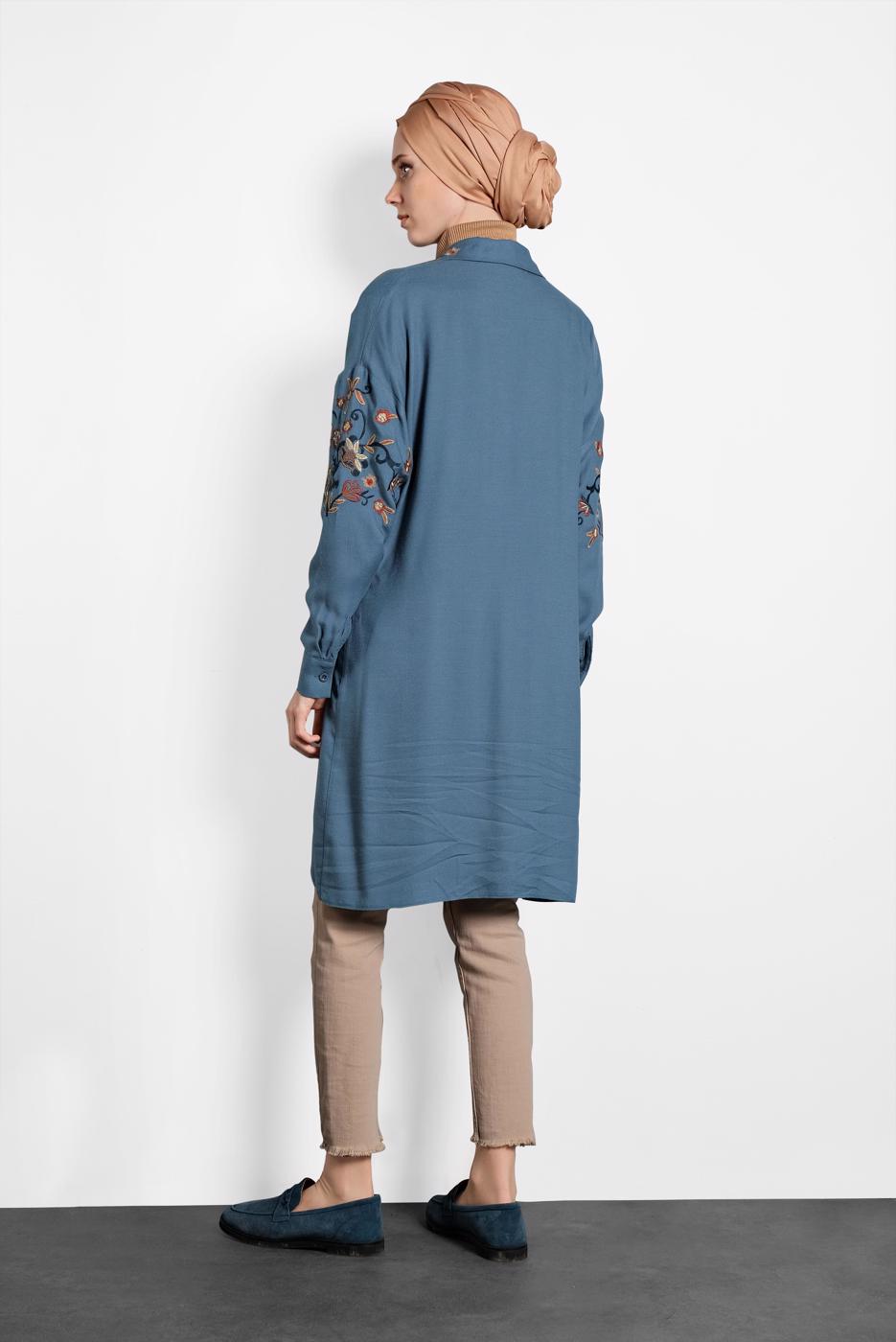 Tesettür giyim LACİVERT ALVİNA NAKIŞ DETAYLI TUNİK 40238 
