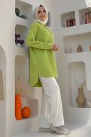 Tesettür giyim YEŞİL CEPLİ DÜĞMELİ KAPİTONE TUNİK 5216