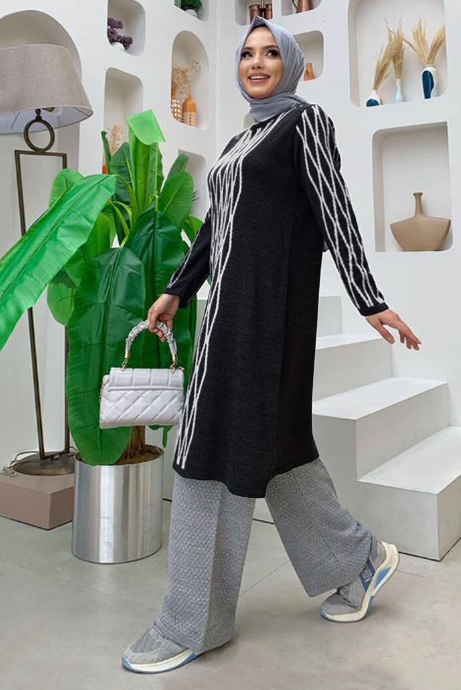 Tesettür giyim SİYAH BAKLAVA DESENLİ TRİKO TUNİK T 53112