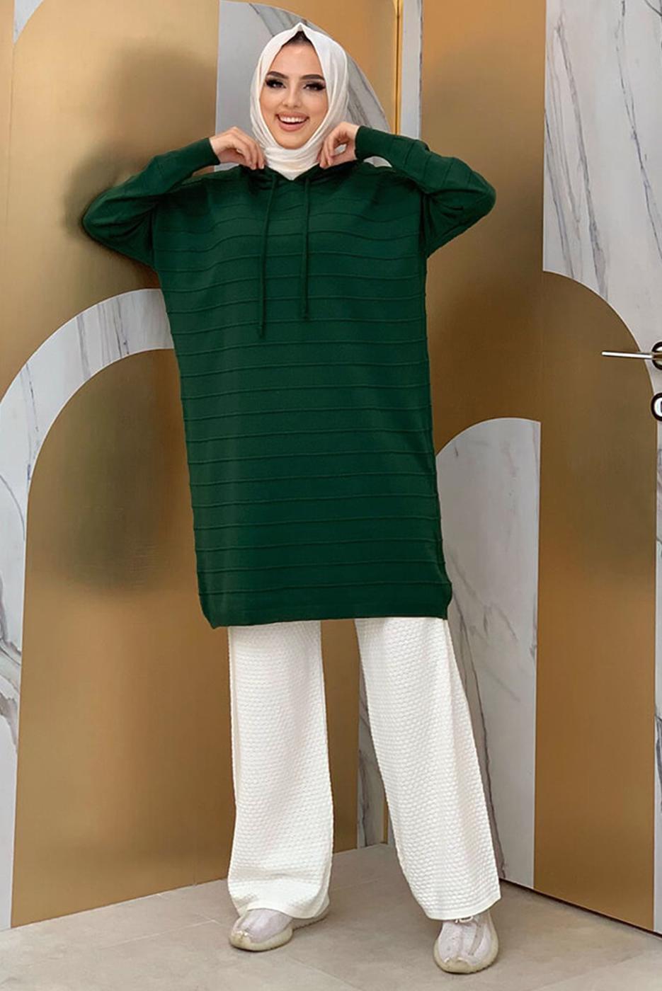 Tesettür giyim YEŞİL ŞERİTLİ KAPÜŞONLU TRİKO TUNİK 7634	