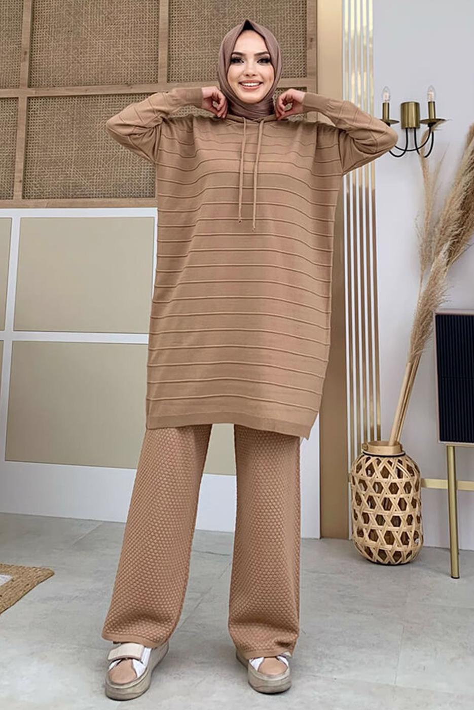 Tesettür giyim TABA ŞERİTLİ KAPÜŞONLU TRİKO TUNİK 7634	