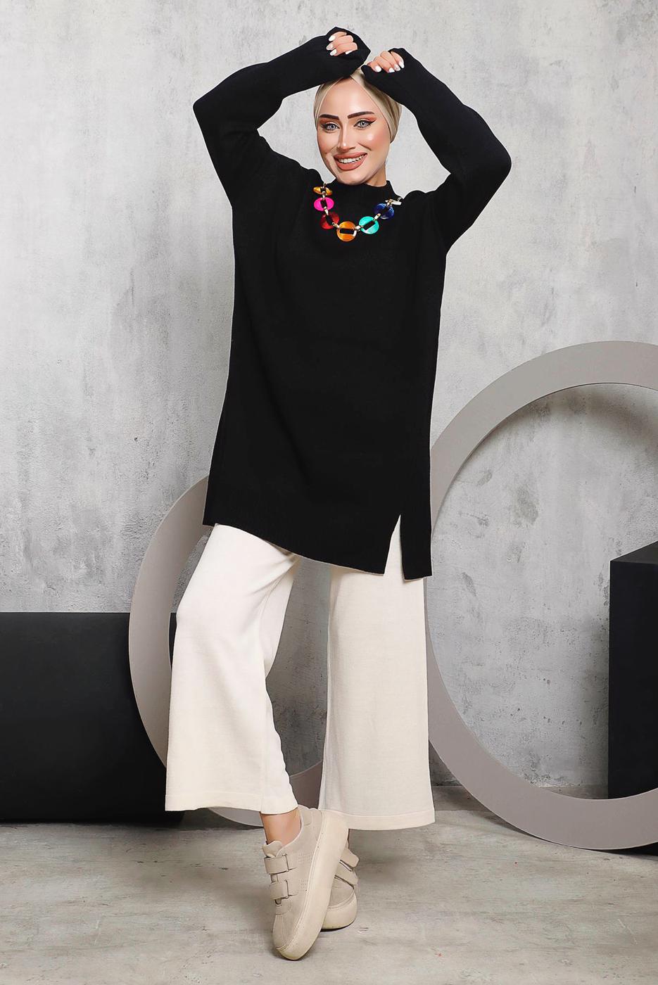 Tesettür giyim SİYAH ÖNÜ ZİNCİR DETAYLI TRİKO TUNİK 8592	