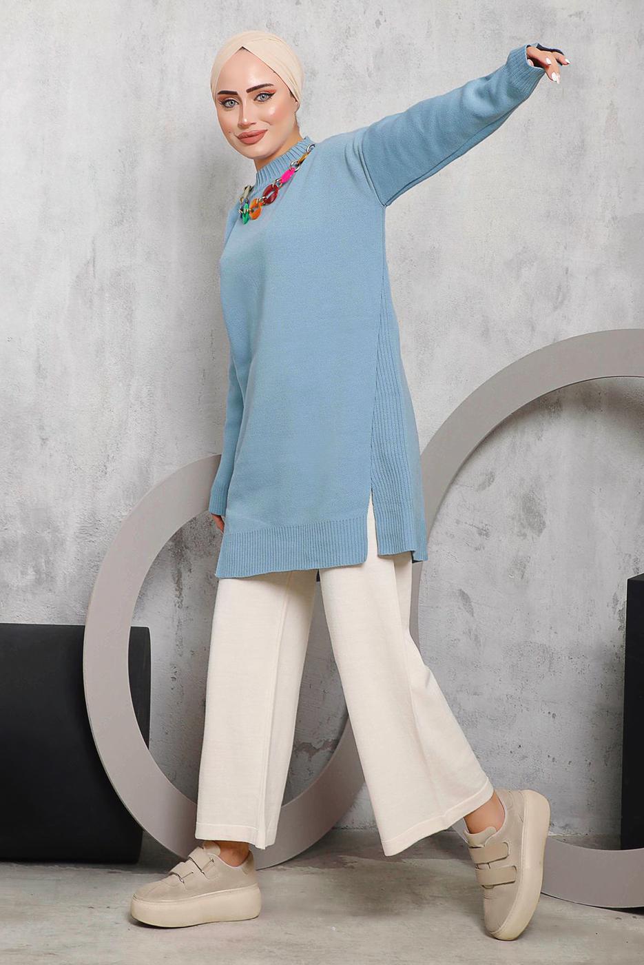 Tesettür giyim MAVİ ÖNÜ ZİNCİR DETAYLI TRİKO TUNİK 8592	