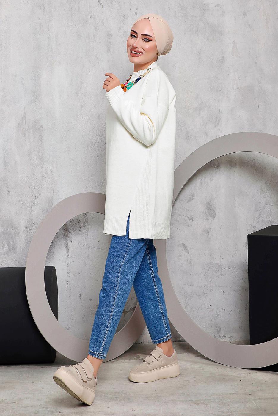 Tesettür giyim EKRU ÖNÜ ZİNCİR DETAYLI TRİKO TUNİK 8592	