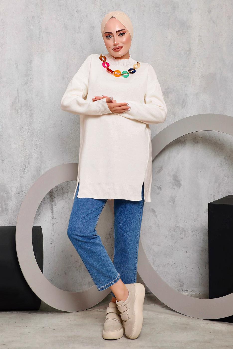 Tesettür giyim EKRU ÖNÜ ZİNCİR DETAYLI TRİKO TUNİK 8592	