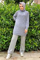 Tesettür giyim GRİ KENDİNDEN DESENLİ BOĞAZLI YAKA TRİKO TUNİK 91112	