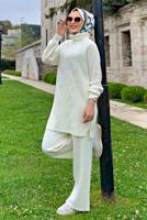 Tesettür giyim EKRU KENDİNDEN DESENLİ BOĞAZLI YAKA TRİKO TUNİK 91112	