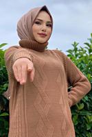 Tesettür giyim TABA KENDİNDEN DESENLİ BOĞAZLI YAKA TRİKO TUNİK 91112	
