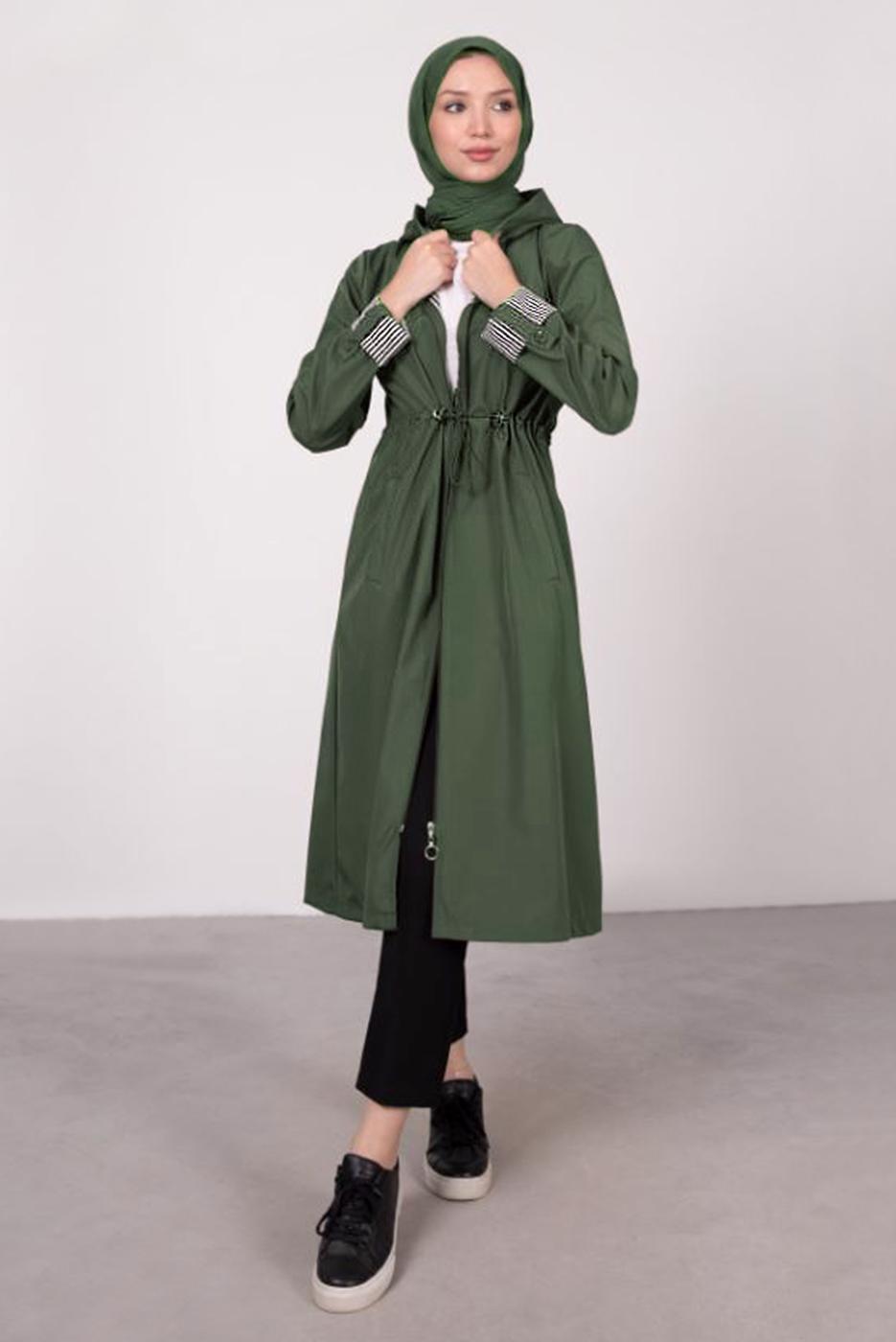 Tesettür giyim HAKİ ÇİZGİLİ BÜZGÜLÜ TRENÇKOT 5002 