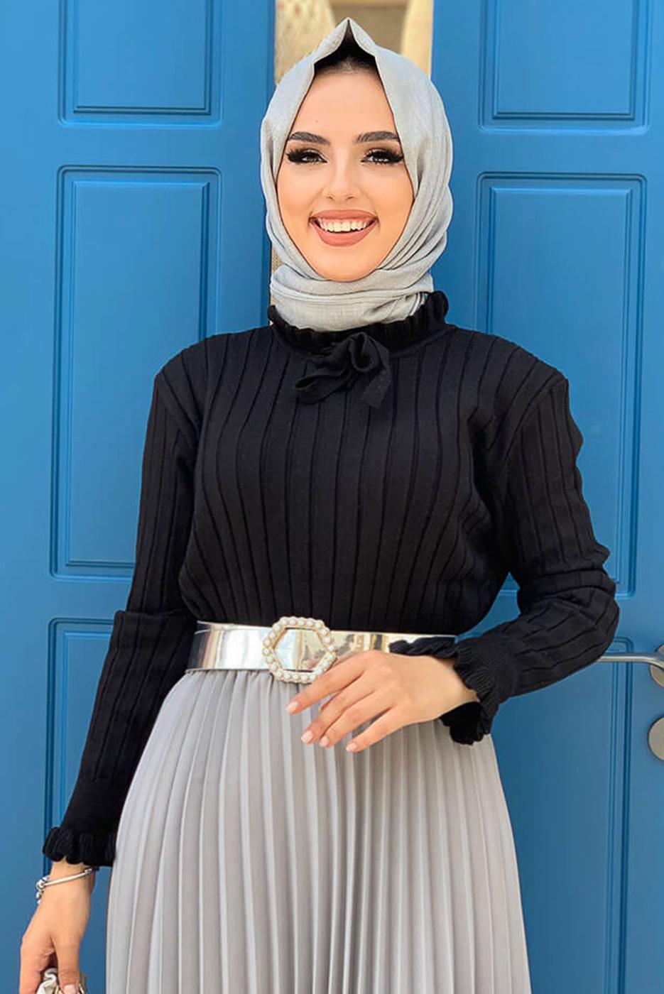 Tesettür giyim SİYAH BOYUNDAN BAĞLAMALI TRİKO KAZAK 02222 