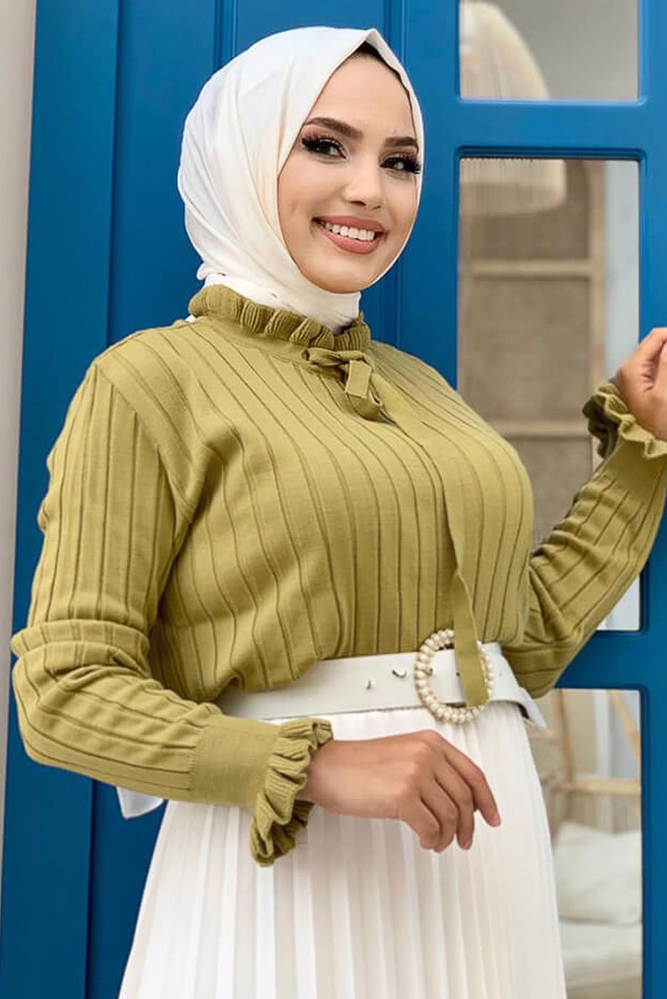 Tesettür giyim YEŞİL BOYUNDAN BAĞLAMALI TRİKO KAZAK 02222 