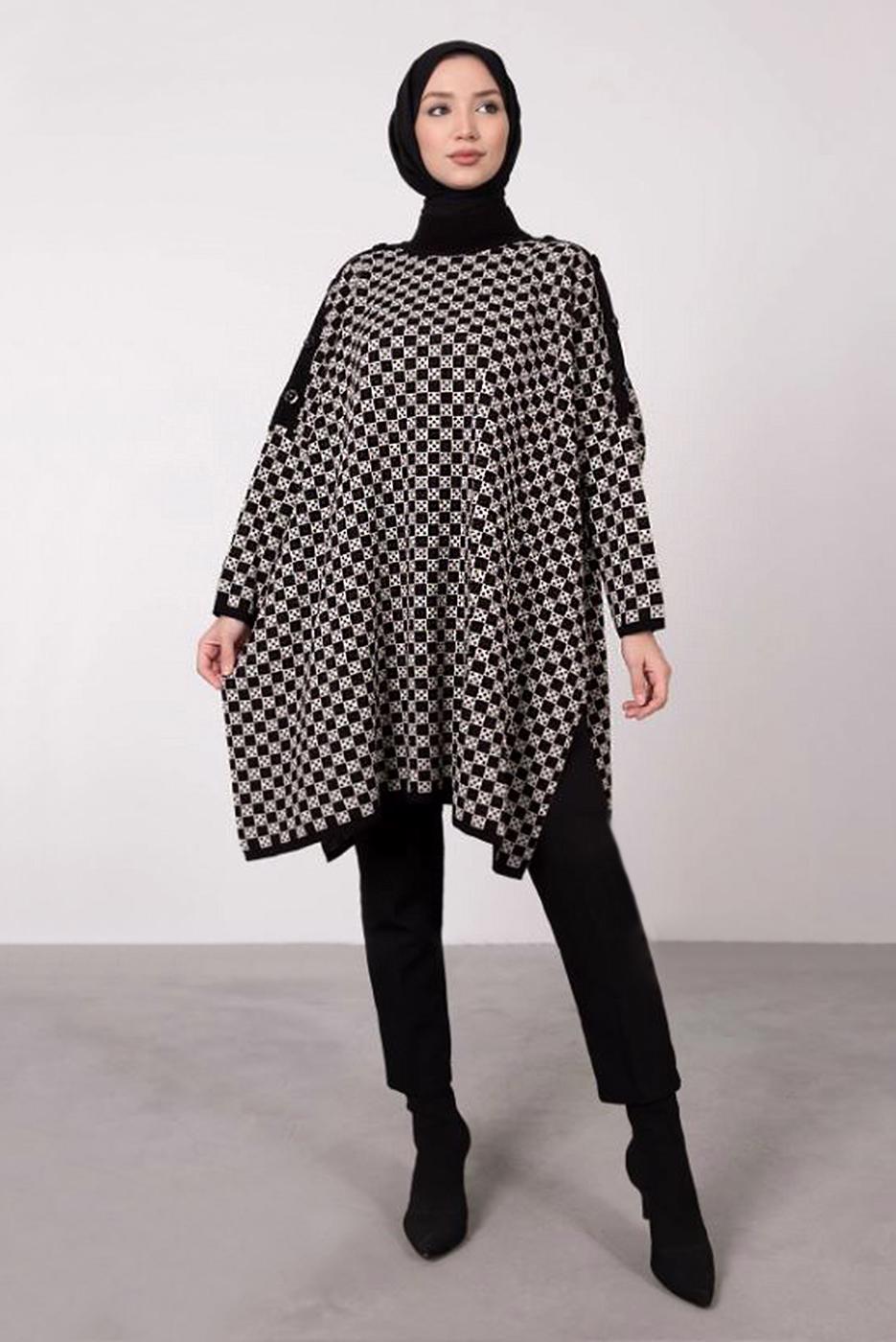 Tesettür giyim SİYAH KOLU DÜĞME DETAYLI KARELİ TRİKO PANÇO 1084 