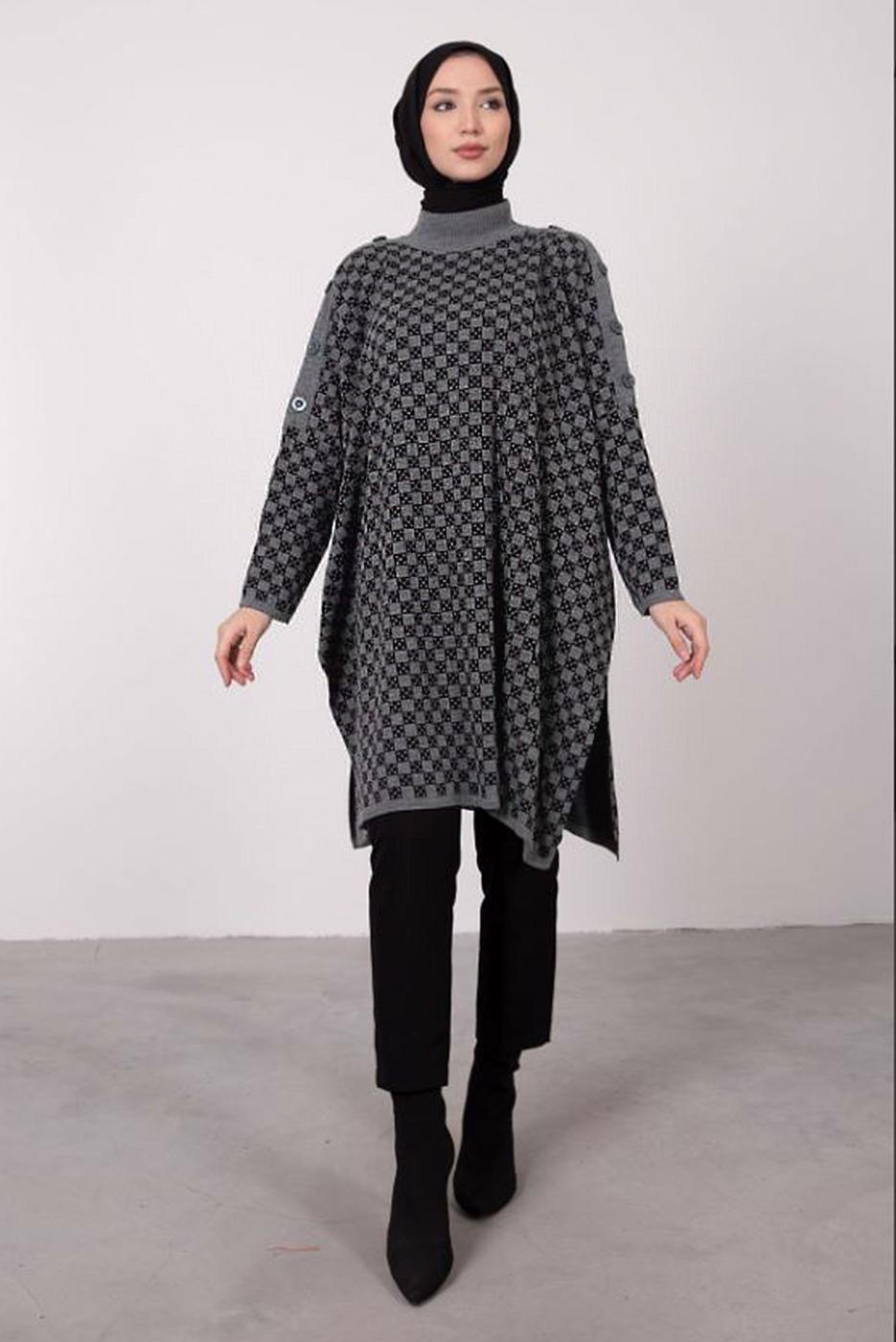 Tesettür giyim GRİ KOLU DÜĞME DETAYLI KARELİ TRİKO PANÇO 1084 